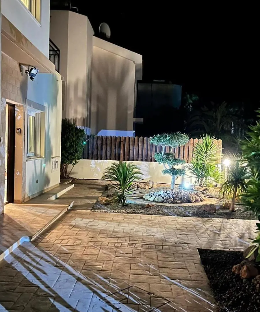 Villa Porta Aurea Agia Napa